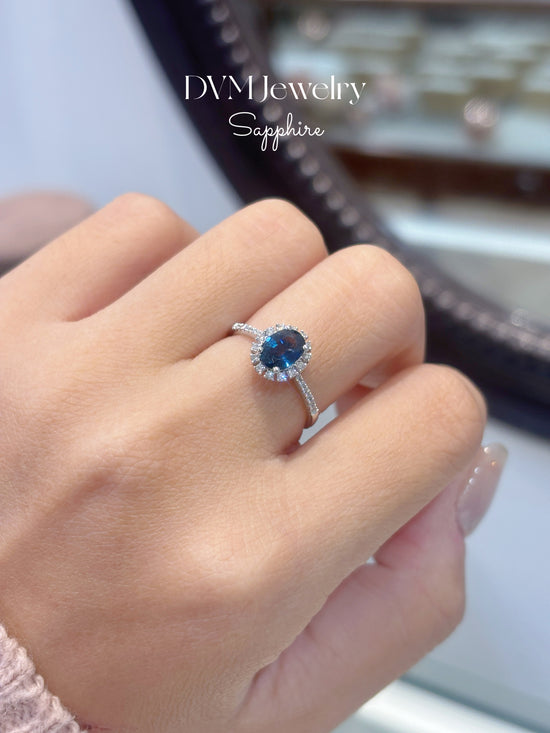 18K WHITE GOLD SAPPHIRE RING | Grs0054