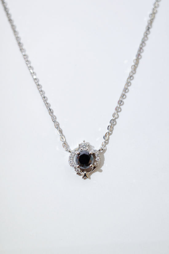 需訂製-•Pisces•18K GOLD BLACK DIAMOND NECKLACE