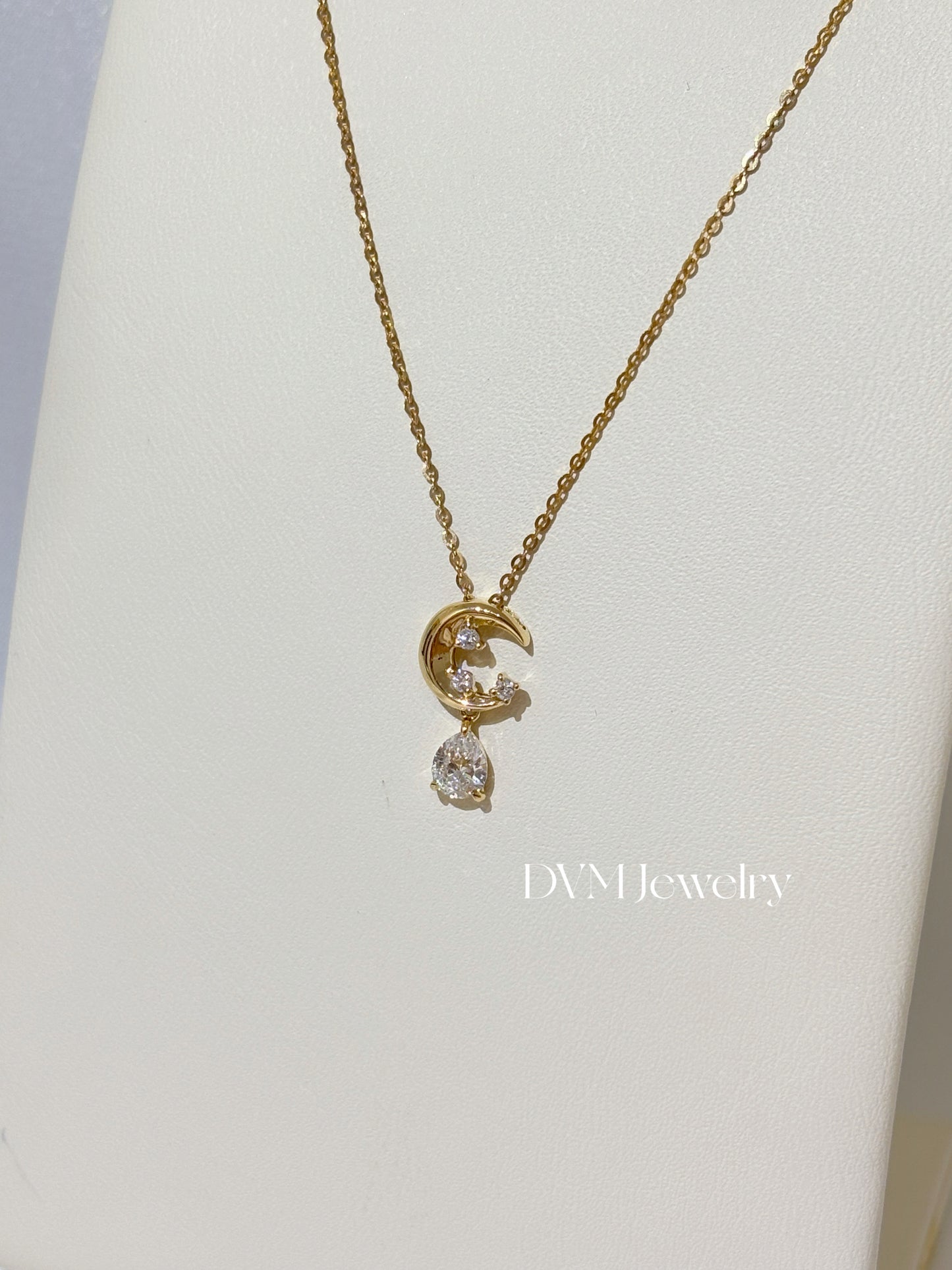 18K GOLD DIAMOND NECKLACE |Dnw0062