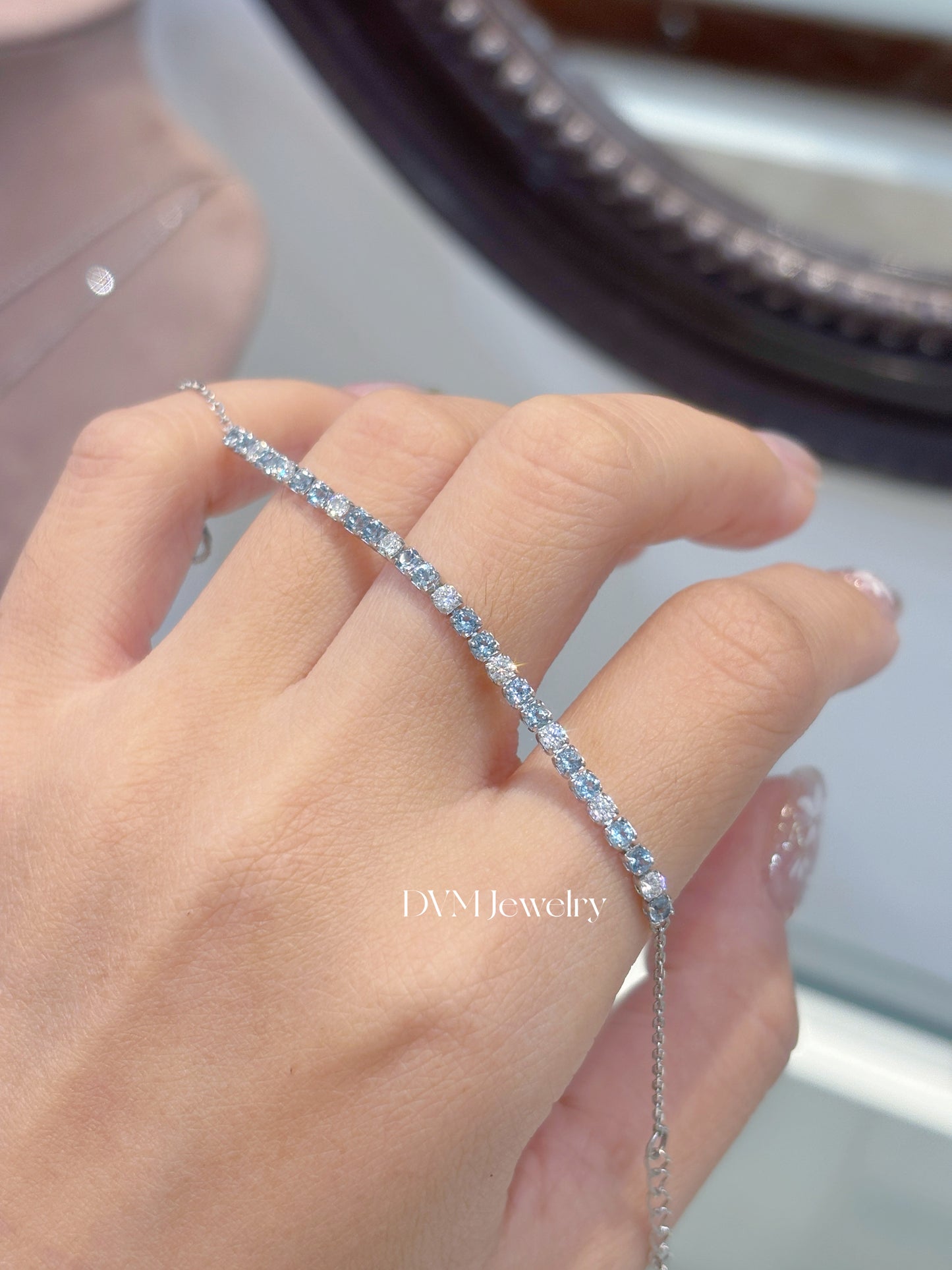 18K WHITE GOLD AQUAMARINE BRACELET | G0004