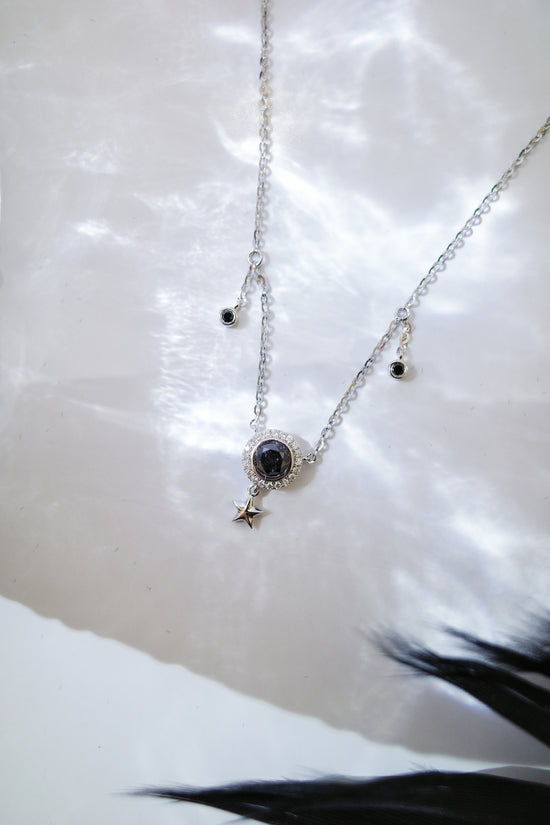 需訂製•Libra•18K GOLD BLACK DIAMOND NECKLACE