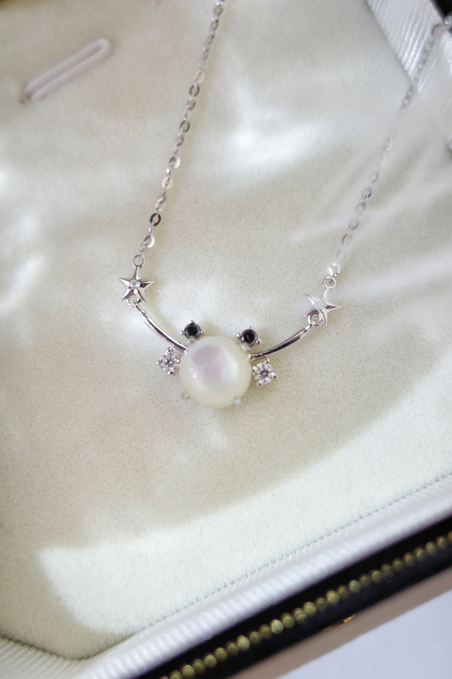 需訂製•Cancer•18K GOLD BLACK DIAMOND NECKLACE