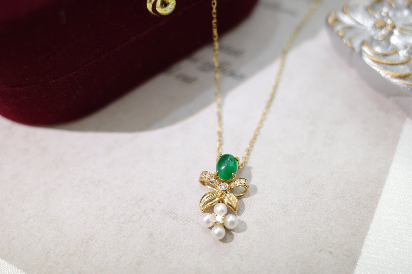 18K GOLD EMERALD PEARL NECKLACE ｜Gne0002