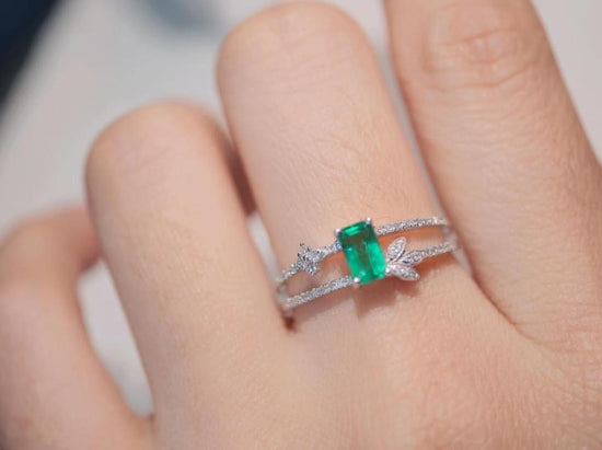 需訂製-18K GOLD EMERALD RING