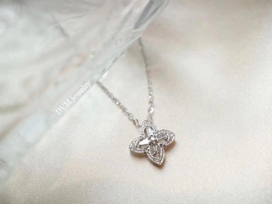 18K GOLD DIAMOND NECKLACE | Dnw0036