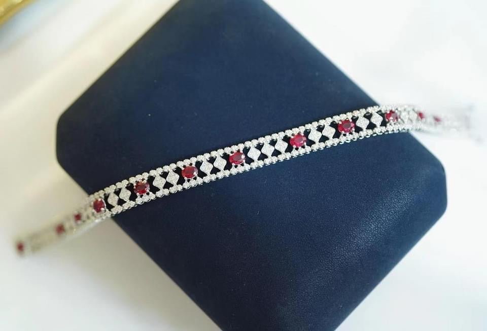 需訂製-18K GOLD RUBY DIAMOND BRACELET