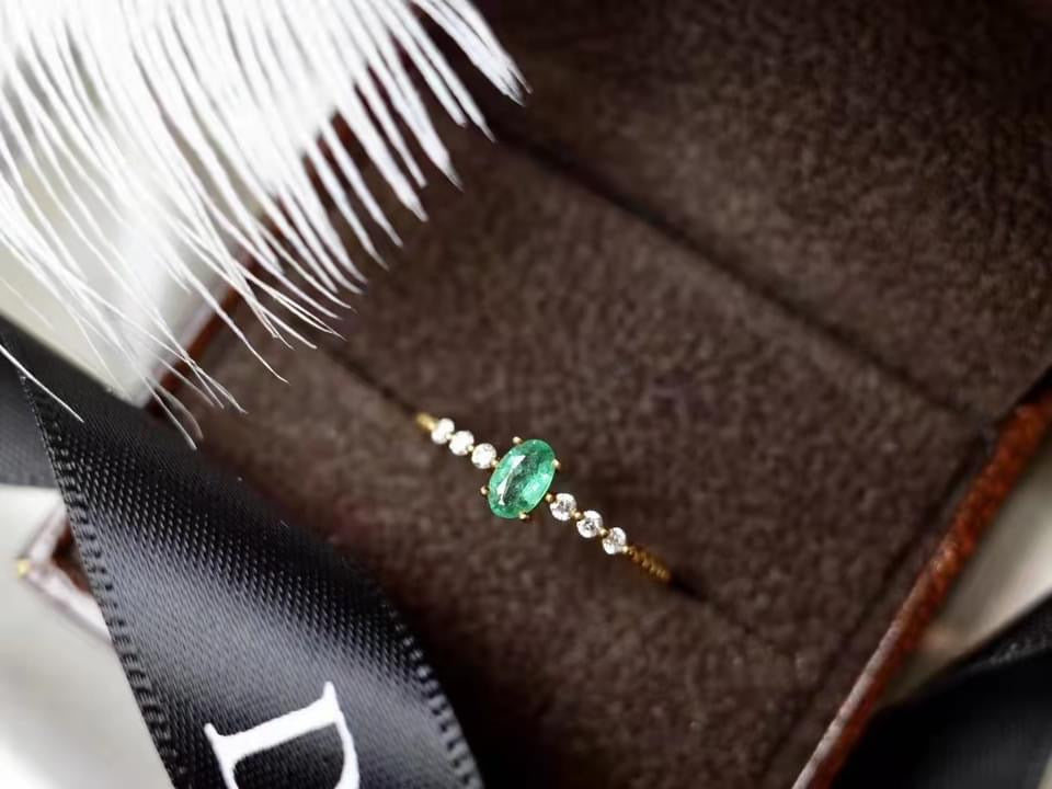 需訂製-18K GOLD EMERALD RING | Gre0005