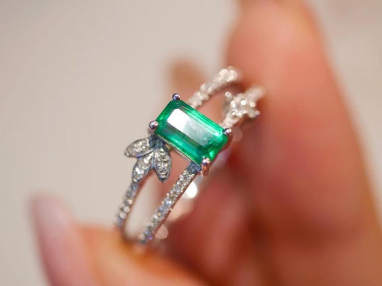 需訂製-18K GOLD EMERALD RING
