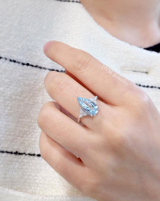 18K GOLD AQUAMARINE DIAMOND RING | Gra0009